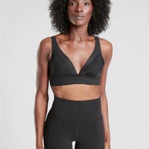 Athleta A-C Essential Bra XL